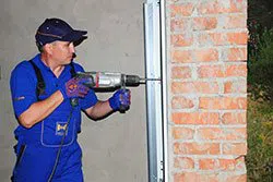 Exclusive Garage Door Repair Service Laguna Hills, CA 949-441-5792 - installation-side